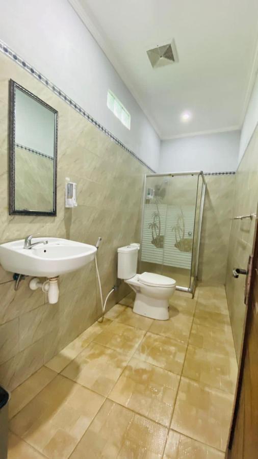 Batununggul Juan Beach Bungalow מראה חיצוני תמונה