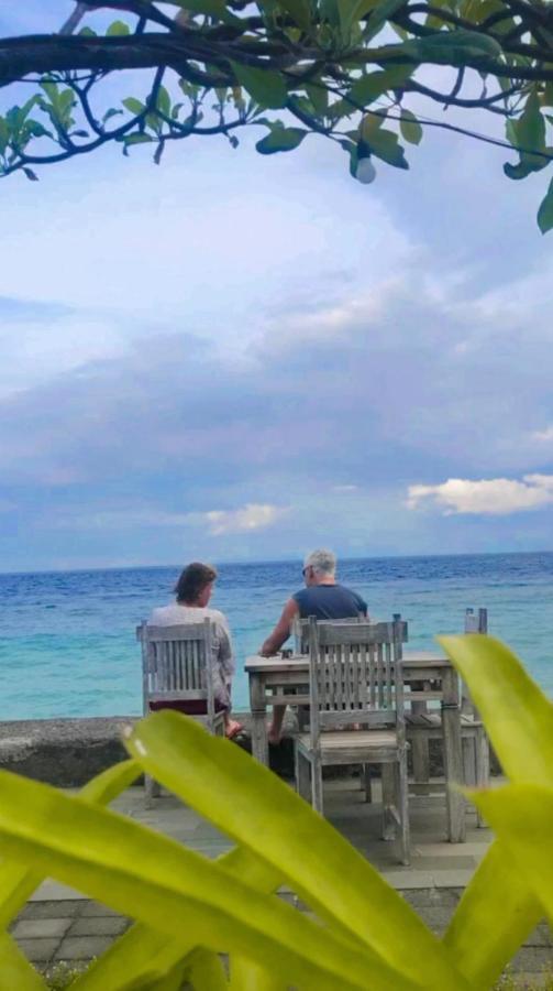 Batununggul Juan Beach Bungalow מראה חיצוני תמונה