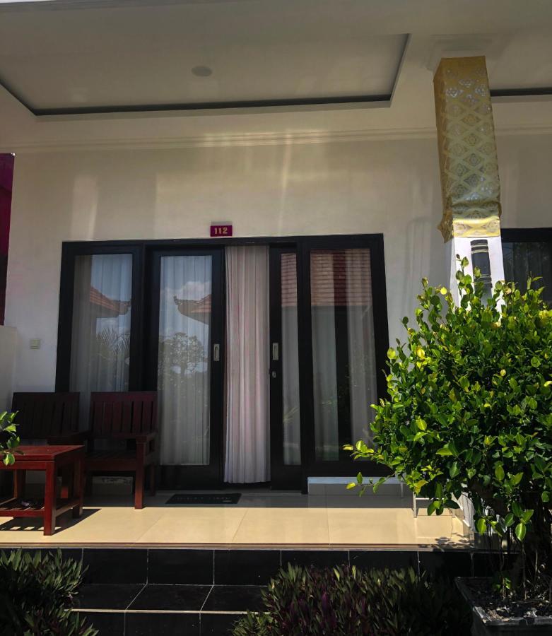 Batununggul Juan Beach Bungalow מראה חיצוני תמונה